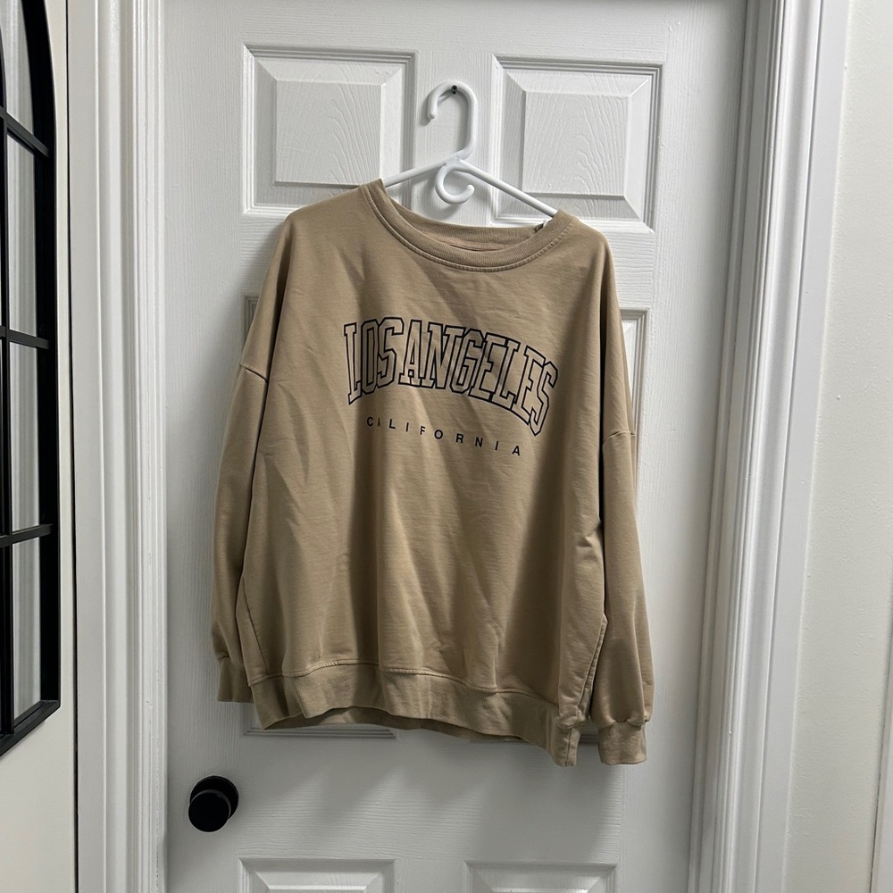 Beige Los Angeles California women’s Sweater